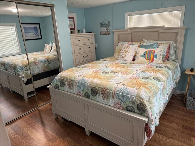 Building Photo - 714 Locarno Dr