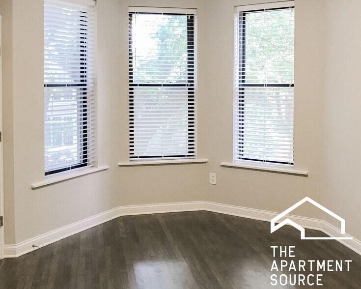 Building Photo - 2730 N Wayne Ave