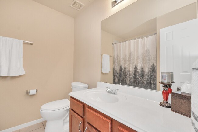 Building Photo - 25206 Hazel Ranch Dr