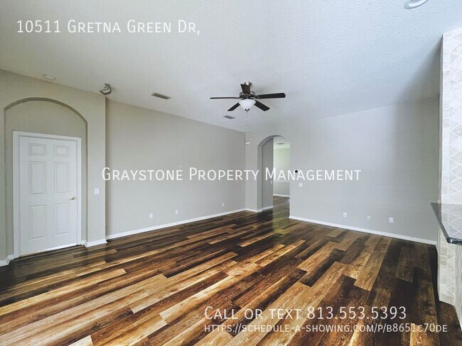 Building Photo - 10511 Gretna Grn Dr