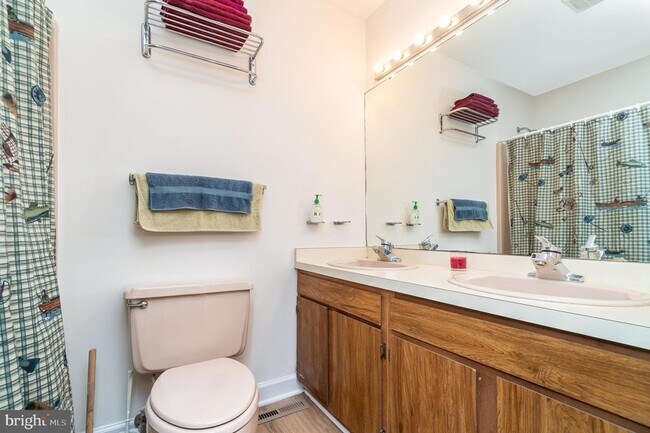 Building Photo - 7411 Marye Rd