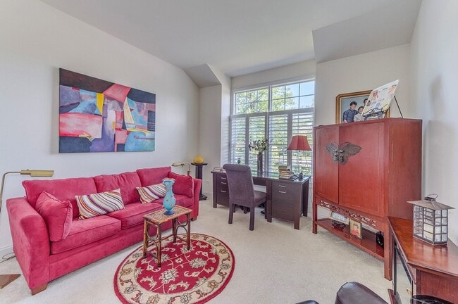 Building Photo - 1234 Stonebriar Ct