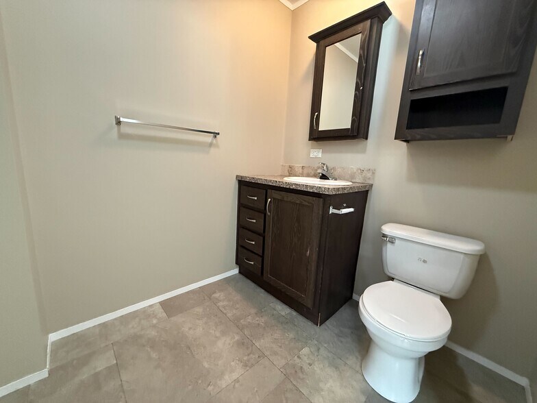 Building Photo - 71601 St David Ct