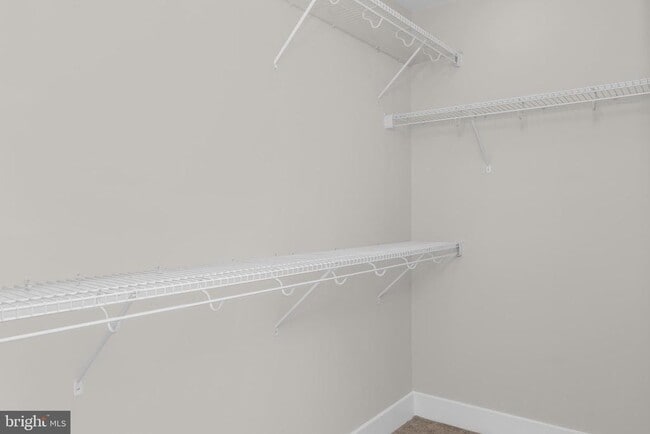 Building Photo - 2108 Winterberry Ln