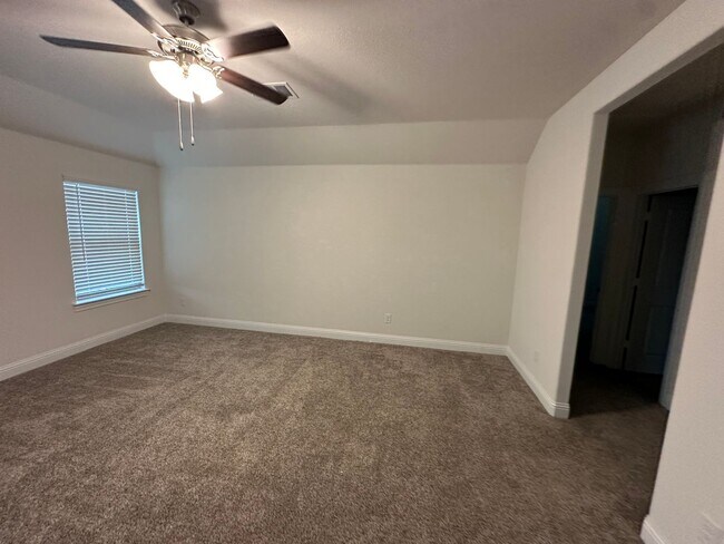 Building Photo - Beautiful 2 Story House with 2 Living Area...