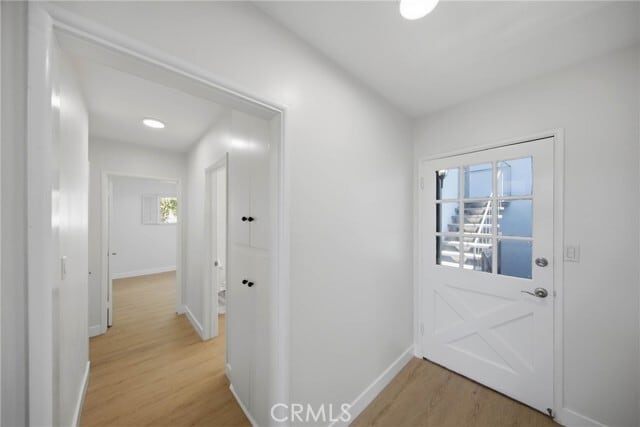 Building Photo - 210 Avenida Calafia