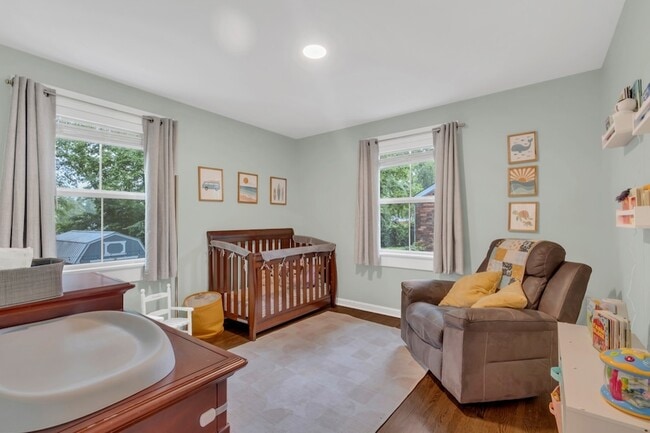 Building Photo - 2929 Emery Dr