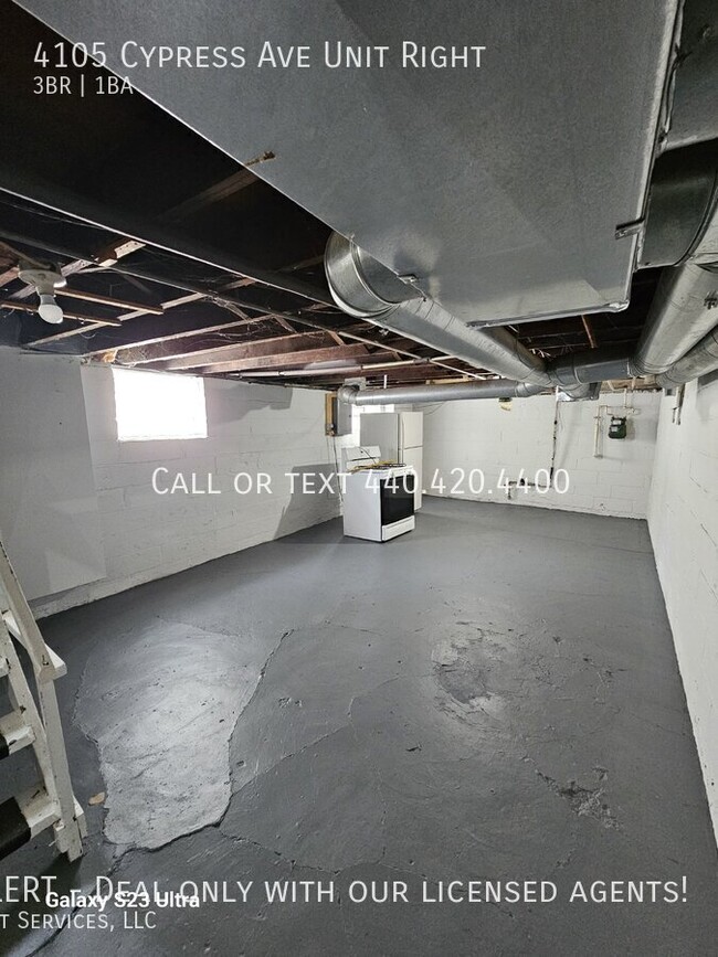 Building Photo - Spacious 3-Bedroom Duplex in Old Brooklyn!