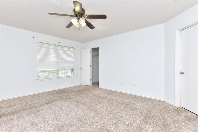 Building Photo - 233 Brandons Way