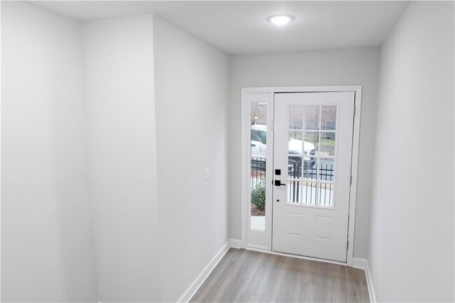 Building Photo - 1994 Main St NW