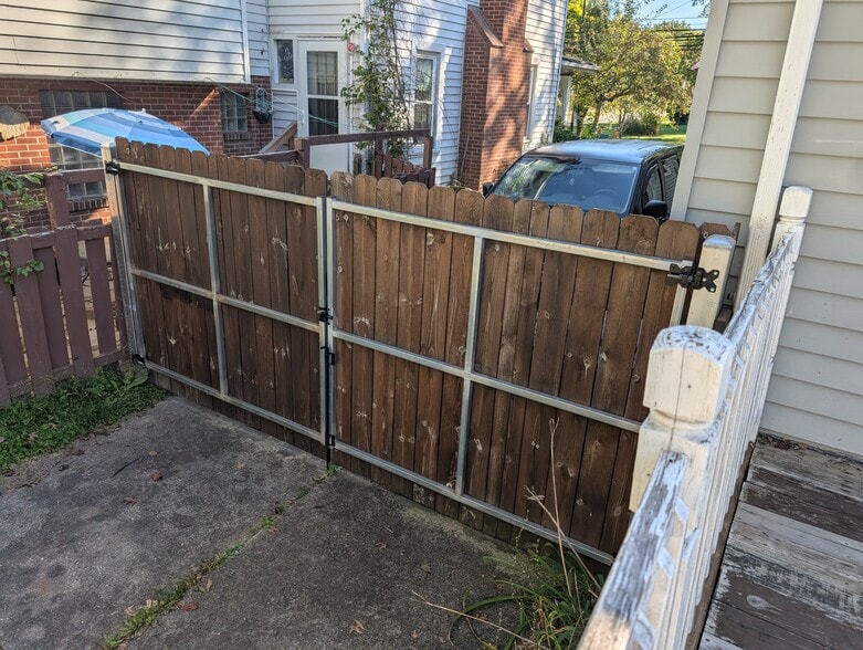 gate on driveway to backyard - 353 N Chestnut St