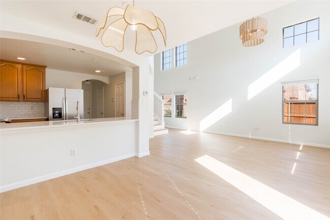 Building Photo - 1179 Landon Ln