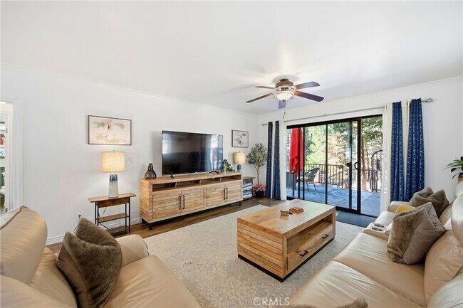 Building Photo - 528 Brentwood Dr