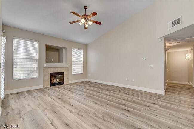 Building Photo - 10550 W Alexander Rd