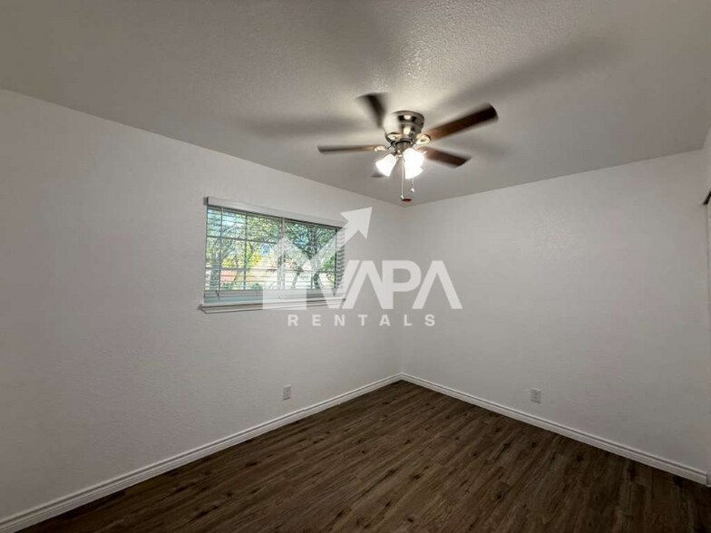 Building Photo - 8616 Sweet Maiden Dr