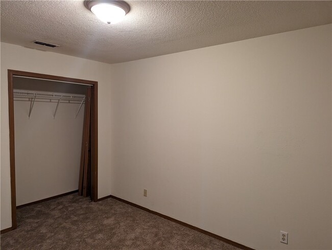 Building Photo - 2863 Kasey Ave