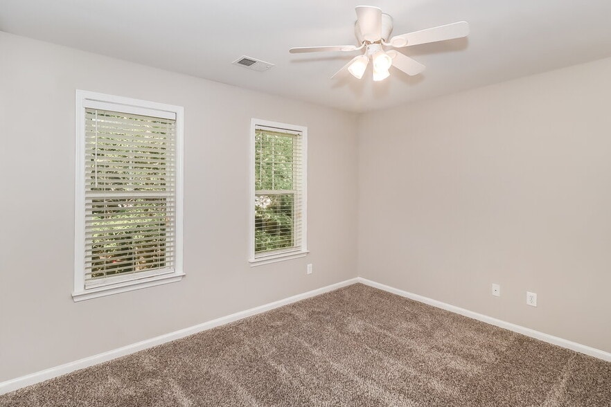 Building Photo - 7418 Alluvial Dr