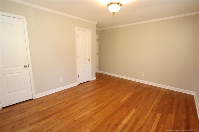 Building Photo - 1427 Seminole Trail