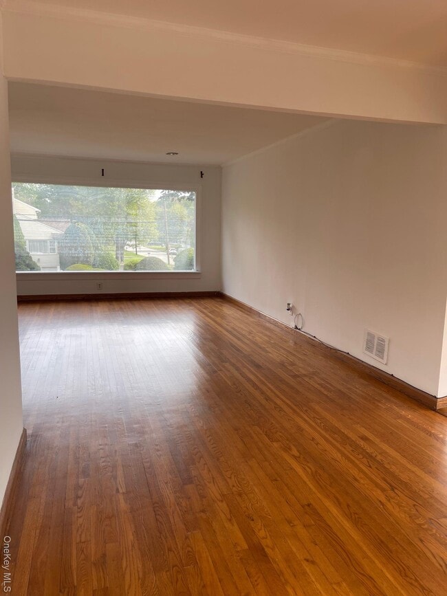 Building Photo - 66 Laron Dr