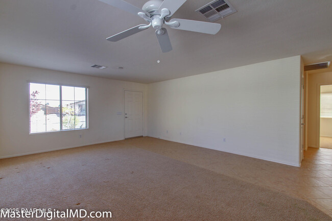 Building Photo - 1450 Taft Ave