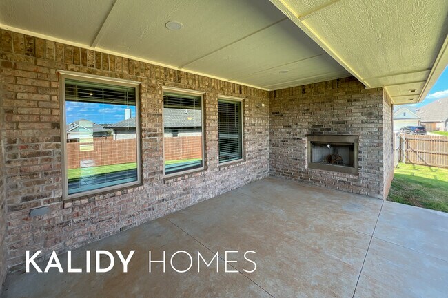 Building Photo - 8408 Lambert Wy