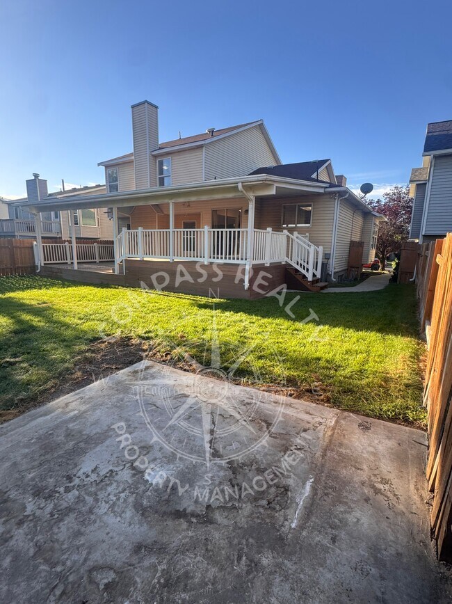 Building Photo - 1226 Brandonwood Dr