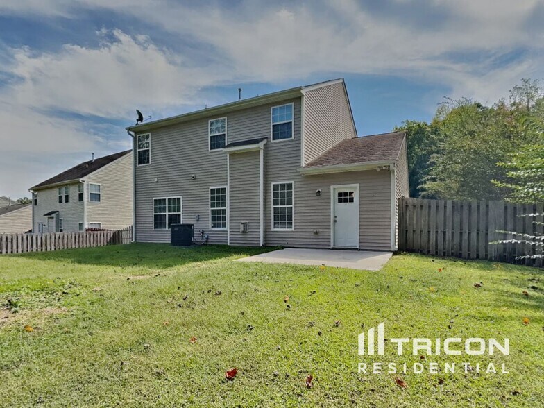 Building Photo - 4236 Glenmore Creek Dr