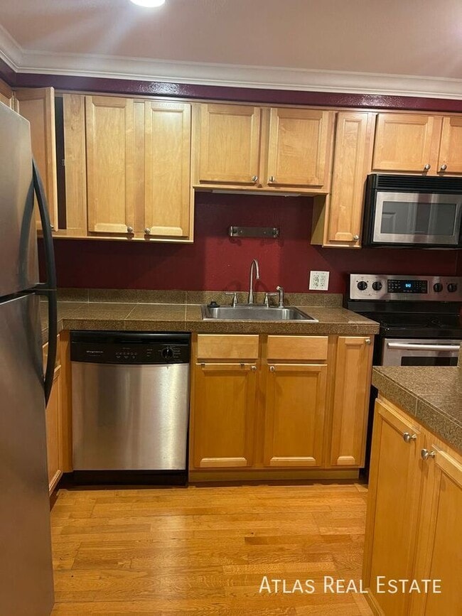 Building Photo - 36 Emerson St