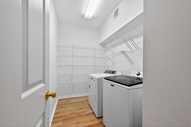 Building Photo - 2301 Candle Ridge Trail