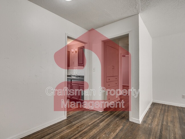 Building Photo - 2017 Downing St