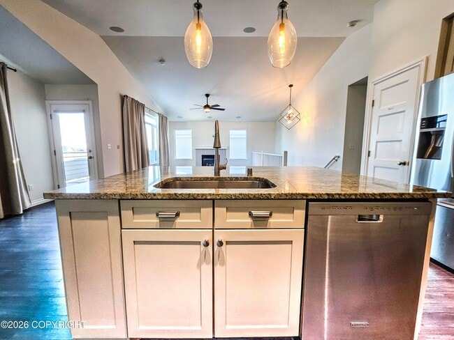 Building Photo - 1022 Northpointe Bluff Dr