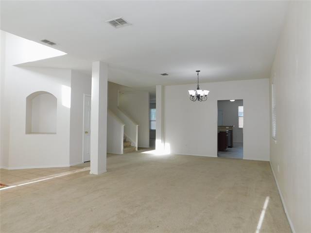 Building Photo - 2701 Clark Dr