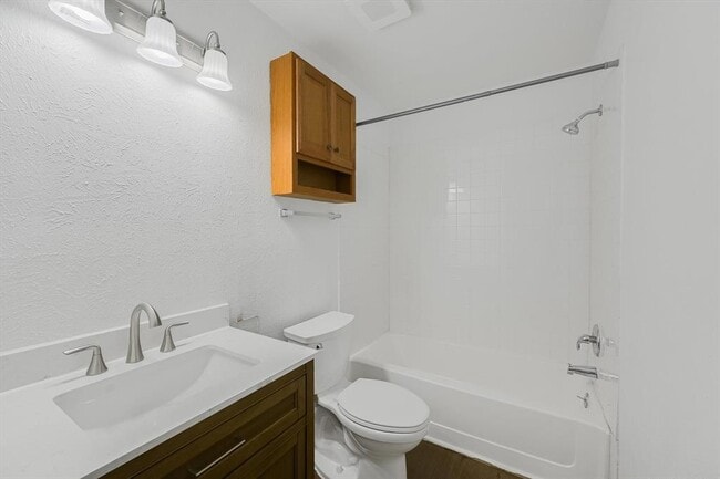 Building Photo - 4811 Spring Meadow Cove