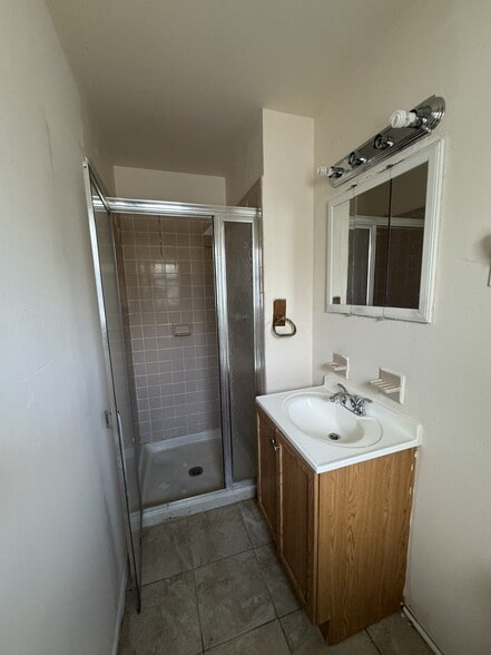 Master Bathroom - 28 Young Ave