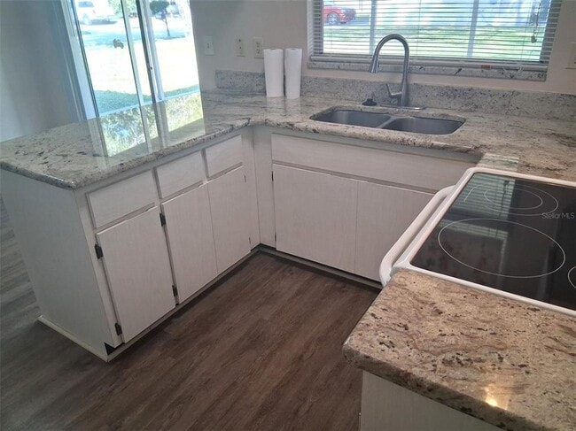 Building Photo - 13104 Serpentine Dr