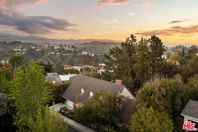 Building Photo - 10834 Portofino Pl