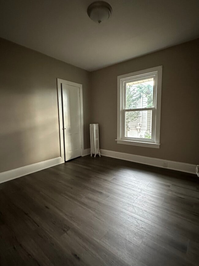 Bedroom 10x9 - 59 Maytown Ave
