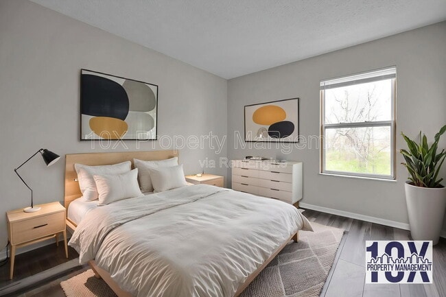 Building Photo - 1080 Viewpointe Dr