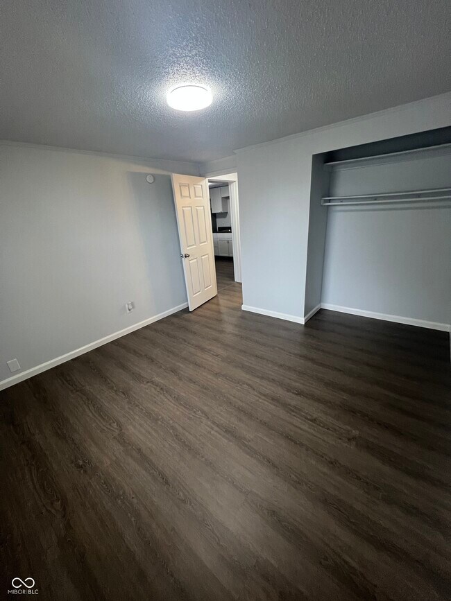 Building Photo - 2000 Indianapolis Rd