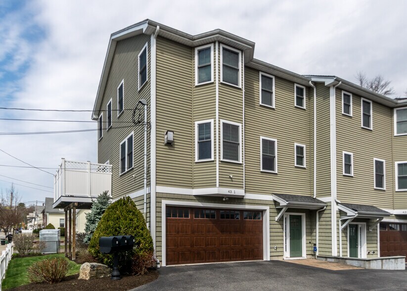 Building Photo - 43 Hammond St