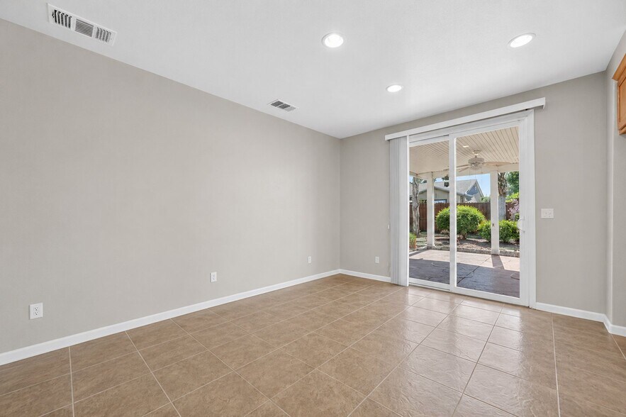 Building Photo - 7540 Abbey Cir