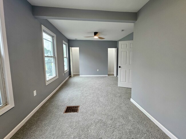 Building Photo - 539 Marie Ave