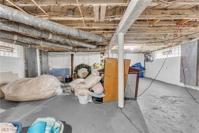 Building Photo - 10128 Unity Ave