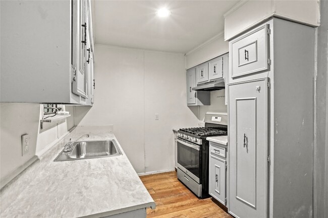 Building Photo - 5515 Flamingo Dr