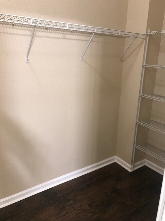 Building Photo - 3222 NW 31st Terrace