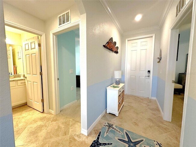 Building Photo - 14081 Heritage Landing Blvd