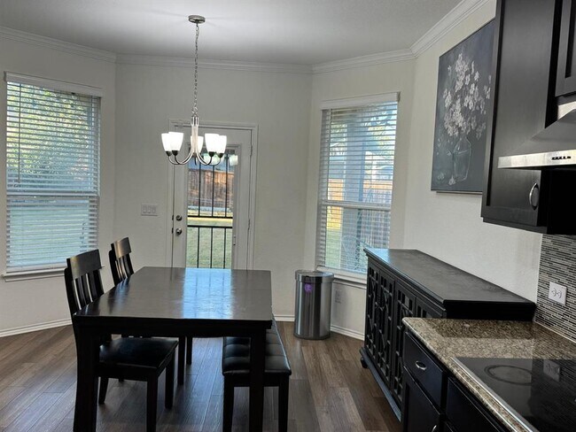 Building Photo - 505 Weizenbock Ln