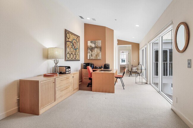 Building Photo - 2115 S Ocean Blvd