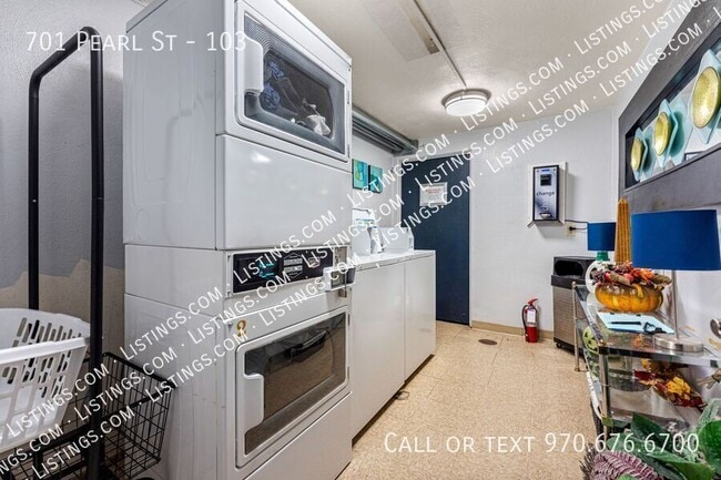 Building Photo - 701 N Pearl St