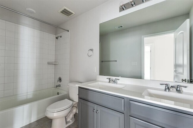 Building Photo - 12912 Cerro Castellan Trace